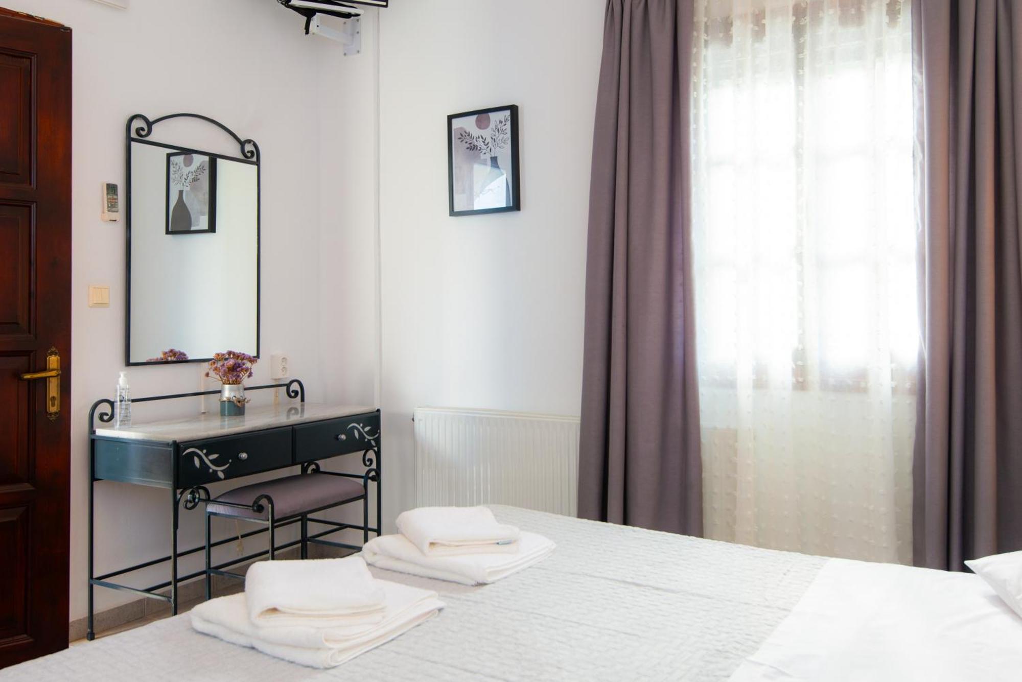 Pigi Rooms Απολλωνία Εξωτερικό φωτογραφία
